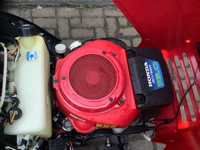Honda v-twin 2216 zitmaaier - afbeelding 4 van  6