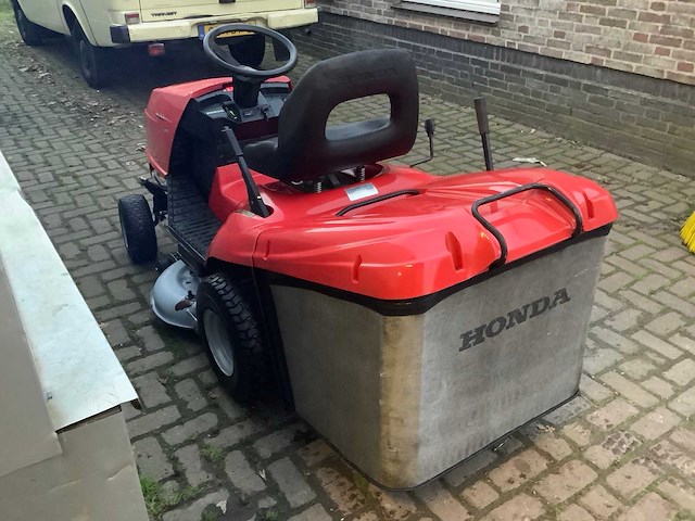 Honda v-twin 2216 zitmaaier - afbeelding 6 van  6