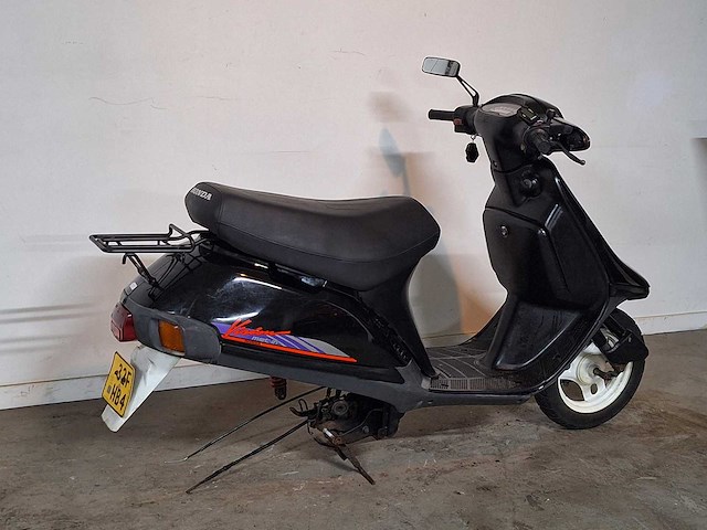 Honda vision met-in 45 km bromscooter 2takt - afbeelding 7 van  8