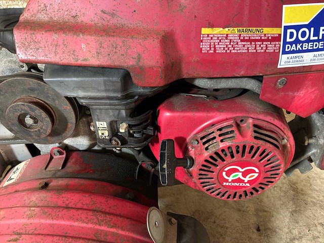 Honda zelfrijdende veegmachine - afbeelding 2 van  9