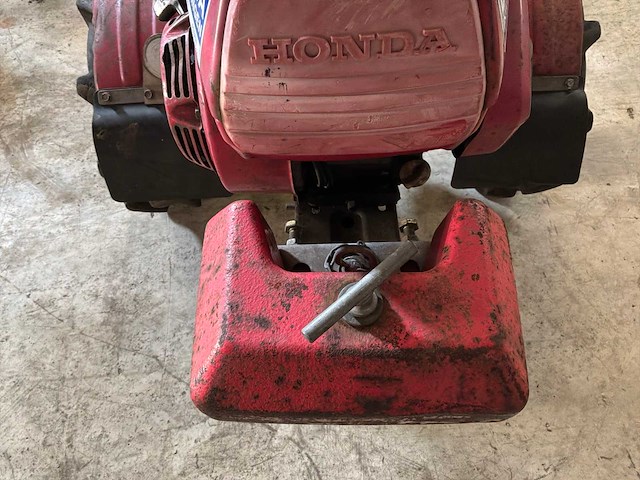 Honda zelfrijdende veegmachine - afbeelding 9 van  9