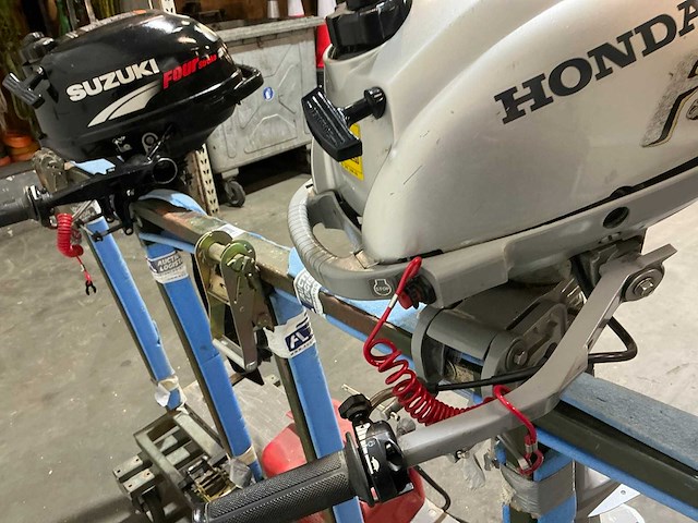 Honda/suzuki fore stroke buitenboordmotor (2x) - afbeelding 8 van  21