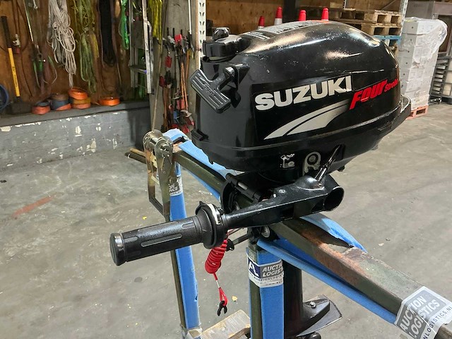 Honda/suzuki fore stroke buitenboordmotor (2x) - afbeelding 19 van  21