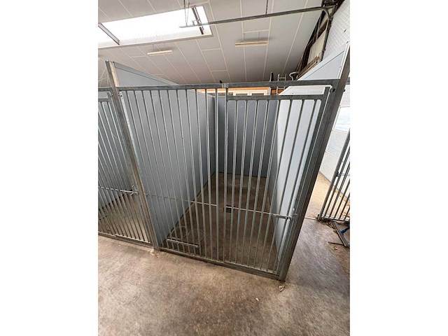 Honden kennel (23x) - afbeelding 9 van  13