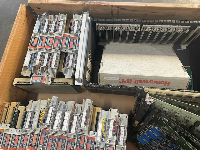 Honeywell - electronics - afbeelding 11 van  11