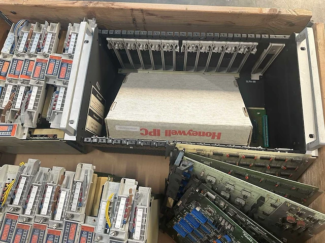Honeywell - electronics - afbeelding 11 van  11