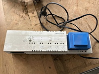 Honeywell hce40 vloerverwarming regelaar - afbeelding 2 van  6