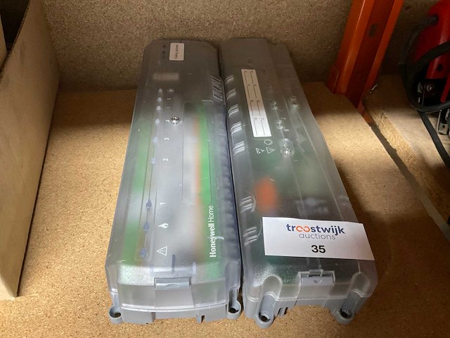 Honeywell t50 hce80-nl zone regelaar (2x) - afbeelding 1 van  3