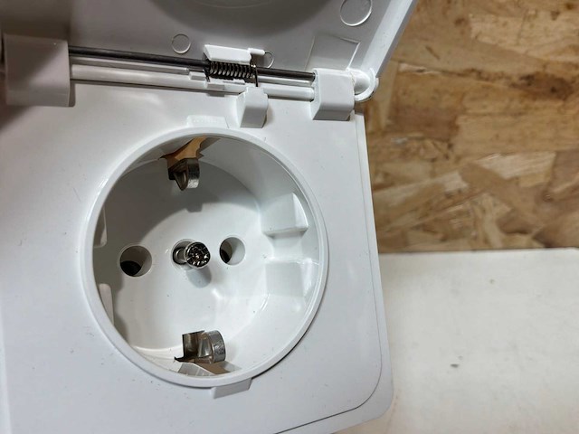 Honeywell waterbestendige stopcontacten (50x) - afbeelding 2 van  9