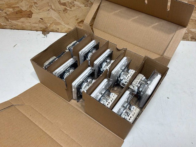 Honeywell waterbestendige stopcontacten (50x) - afbeelding 6 van  9