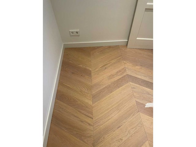 Hongaarse punt - eiken houten vloer - afbeelding 15 van  15