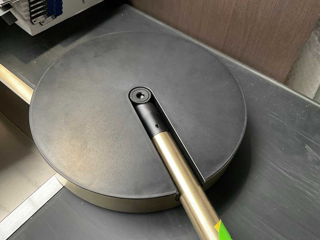 Hoofddouche ø25cm geborsteld messing - afbeelding 4 van  4