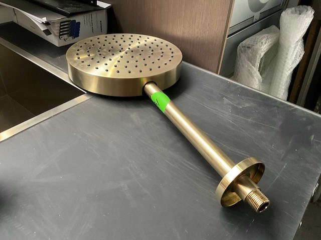 Hoofddouche ø25cm geborsteld messing - afbeelding 2 van  4