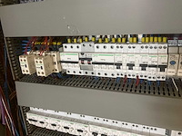 Hoofdschakelkast (34x) - afbeelding 2 van  32