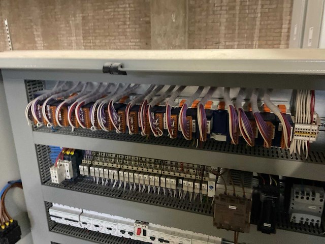 Hoofdschakelkast (34x) - afbeelding 11 van  32
