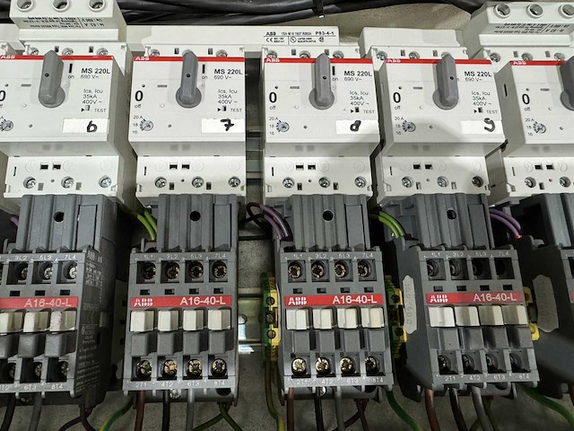 Hoofdschakelkast - afbeelding 2 van  4