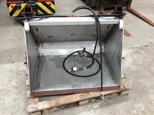 Hoog kiepbak voor shovel schaffer - afbeelding 2 van  5