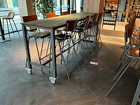 Hoog verrijdbare eettafel met stoelen - afbeelding 3 van  4