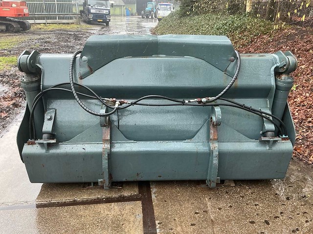 Hoogkiep bak volvo aansluiting graafbak - afbeelding 3 van  15