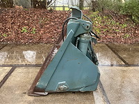 Hoogkiep bak volvo aansluiting graafbak - afbeelding 8 van  15