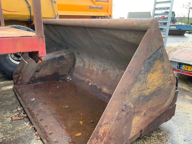Hoogkiepbak volvoaansluiting - afbeelding 6 van  6
