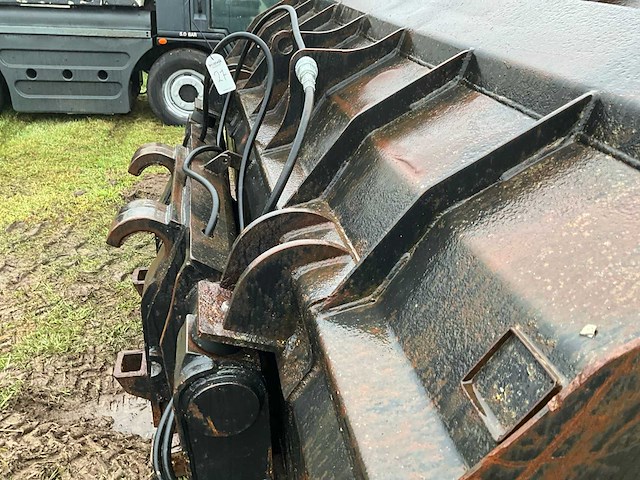 Hoogkiepbak - afbeelding 3 van  12