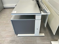 Hoogte-verstelbare bureauopstelling - afbeelding 3 van  5