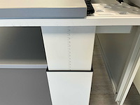 Hoogte-verstelbare bureauopstelling - afbeelding 4 van  5