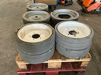 Hoogwerker banden (10x) - afbeelding 3 van  5