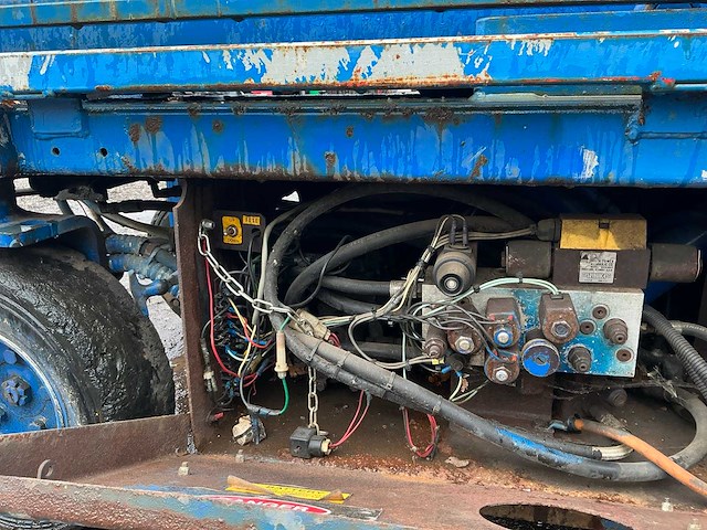 Hoogwerker defect - afbeelding 10 van  21