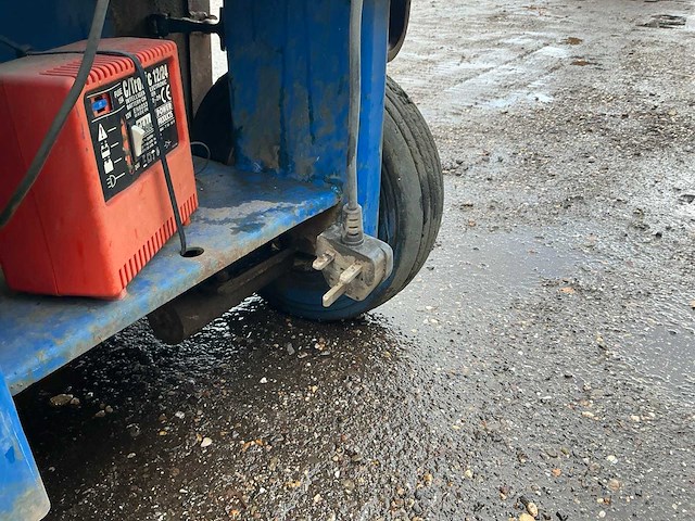 Hoogwerker defect - afbeelding 7 van  21