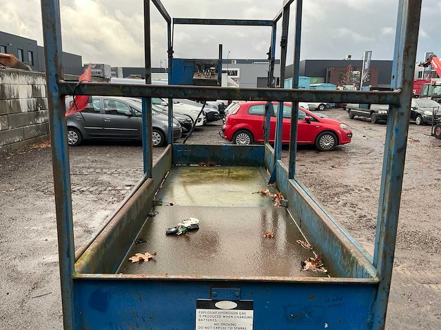 Hoogwerker defect - afbeelding 11 van  21