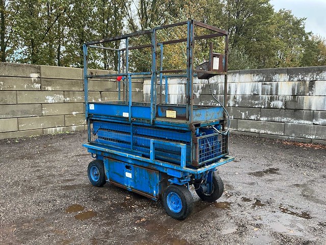 Hoogwerker defect - afbeelding 15 van  21