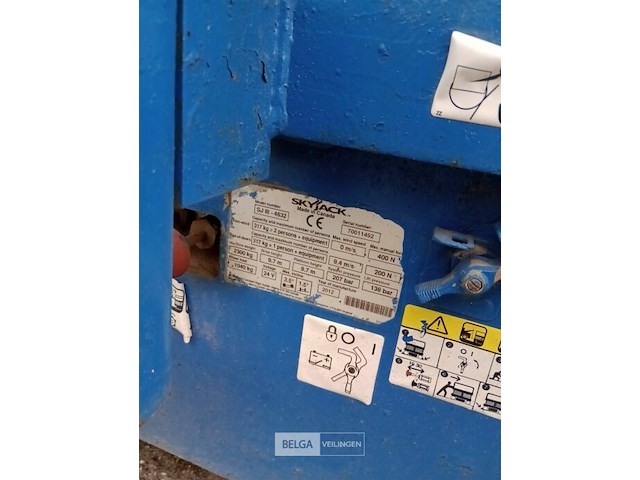 Hoogwerker / schaarlift skyjack - afbeelding 8 van  13