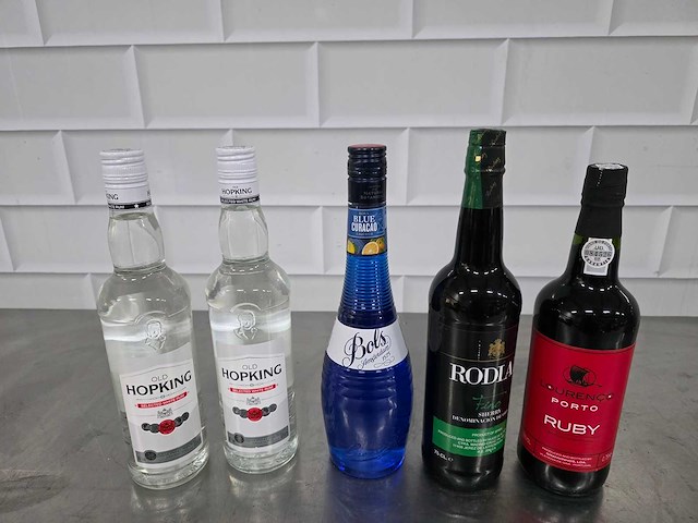 Hopking, bols, etc. sterke drank fles (5x) - afbeelding 1 van  3