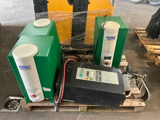 Hoppecke heftruck accu oplader (4x) - afbeelding 2 van  5
