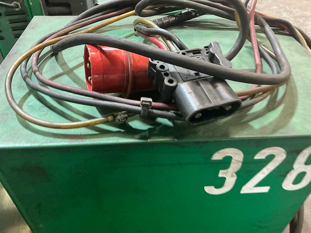 Hoppecke track acculader - afbeelding 1 van  2