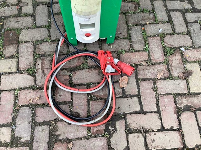 Hoppecke trak air acculader - afbeelding 3 van  4