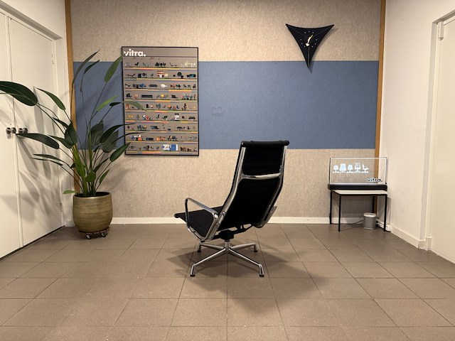 Hopsak chrome fauteuil vitra, ea124, zwart - afbeelding 5 van  10