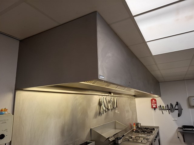 Horeca afzuigkap incl. motor - afbeelding 1 van  5