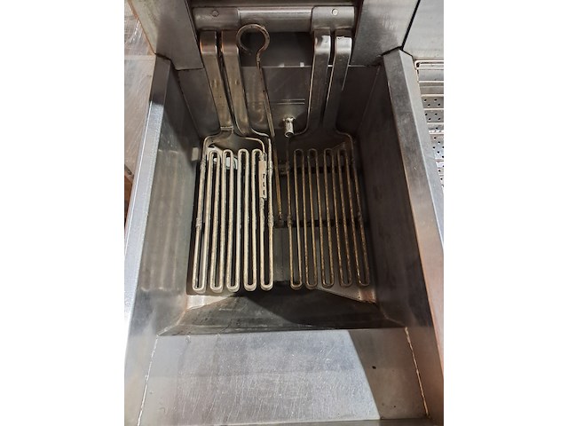 Horeca bakwand, frymaster, re22 - afbeelding 8 van  16