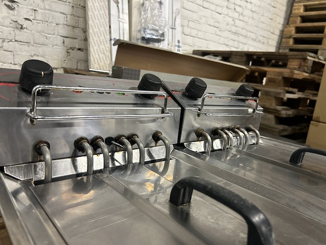 Horeca elektrische dubbele friteuse stilfer - afbeelding 7 van  8