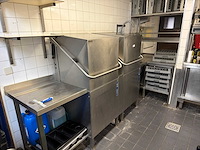 Horeca equiment doorvoerwasstraat - afbeelding 1 van  11