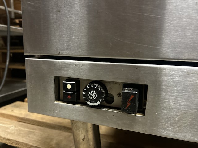 Horeca gasfornuis met oven - afbeelding 5 van  8