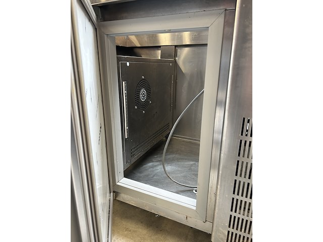 Horeca koelwerkbank 125x79x135 cm - afbeelding 7 van  7