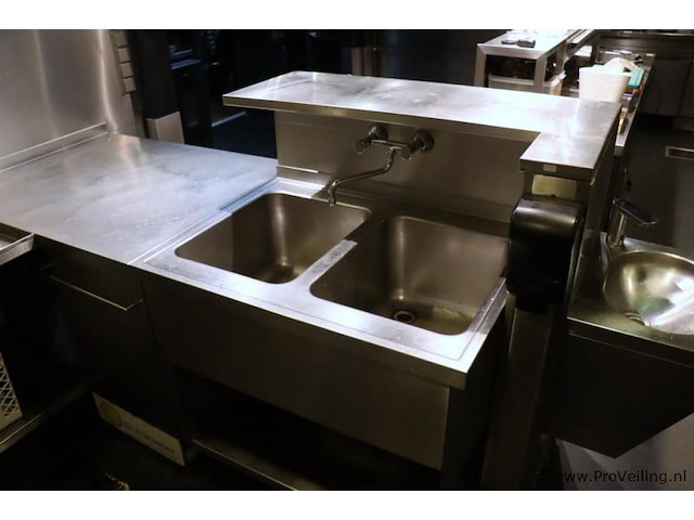 Horeca rvs spoelkeuken incl. vaatwasser - afbeelding 10 van  15