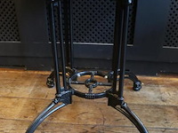 Horeca tafel met gietijzeren onderstel - afbeelding 3 van  4