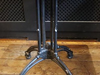 Horeca tafel met gietijzeren onderstel - afbeelding 3 van  4