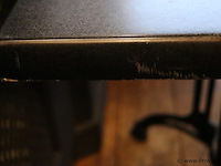 Horeca tafel met gietijzeren onderstel - afbeelding 3 van  5