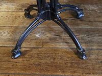 Horeca tafel met gietijzeren onderstel - afbeelding 5 van  5